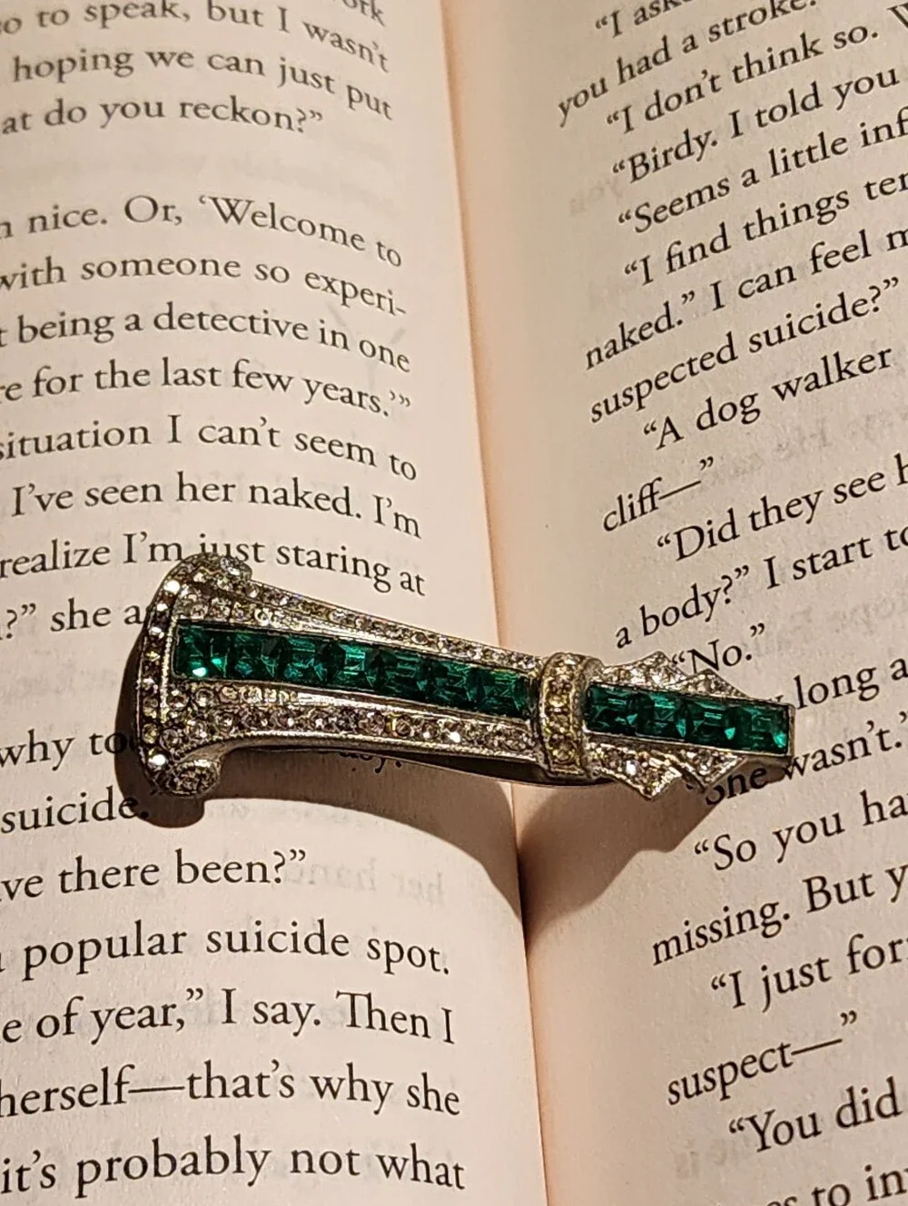 Vintage Art Deco Inspired Emerald Green Rhinestone Metal Dress Clip Brooch